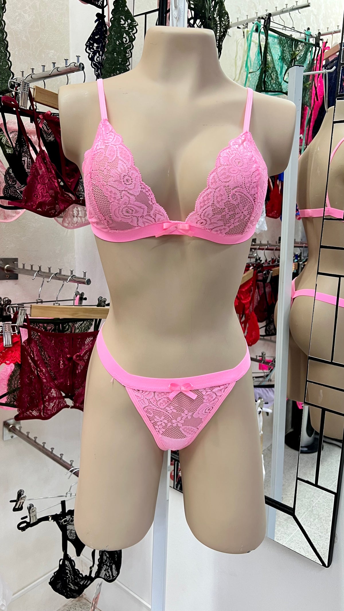 REF 10 Rosado