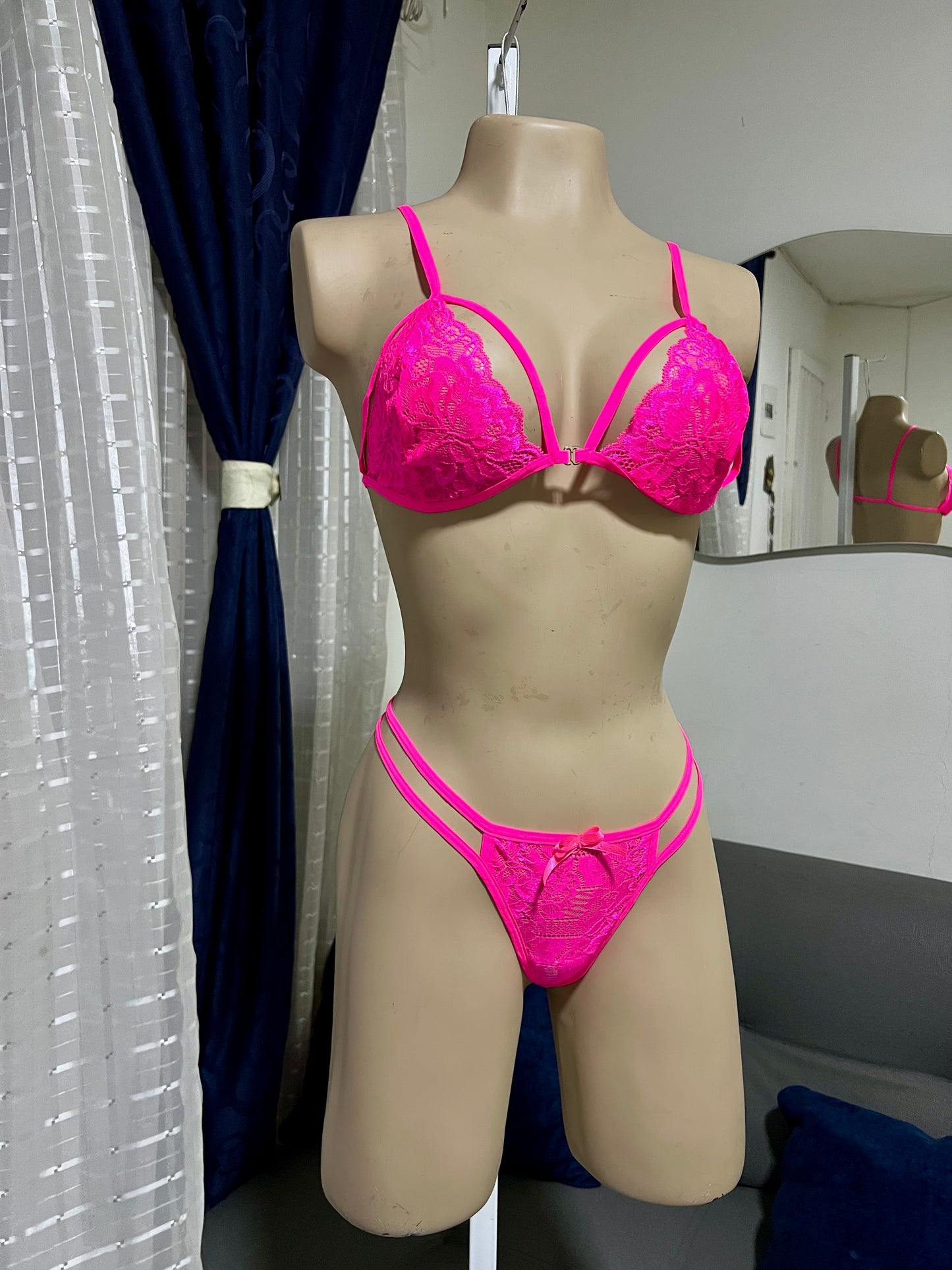 Ref 62 Fucsia
